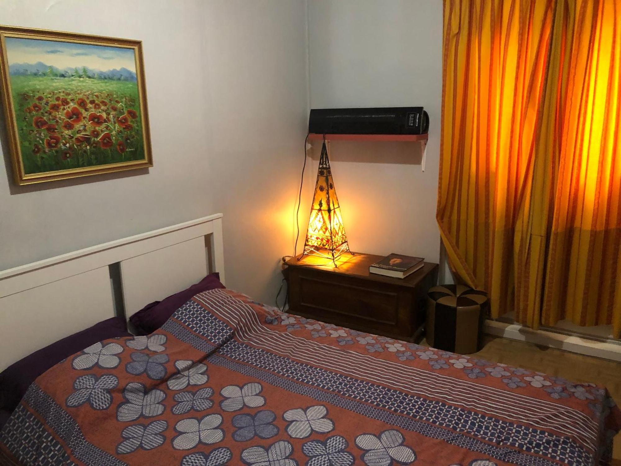 Guesthouse Familial Pour 2,3,4 Personnes De 44M2- Accessible Handic -Rez De Chaussee-Vues Sur Rue Et Patio Prive - Sejour, Chambre Separee-Cuisine,Salle De Bain,Lit Double Et Canape-Lit 2Pers-Entree De La Rue Berzelius-5 Minutes Du Metro Brochant-Lig Paris Eksteriør billede
