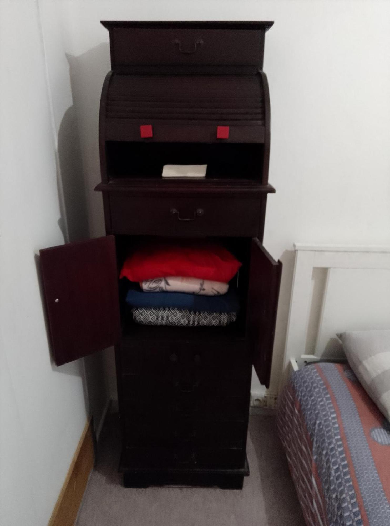 Guesthouse Familial Pour 2,3,4 Personnes De 44M2- Accessible Handic -Rez De Chaussee-Vues Sur Rue Et Patio Prive - Sejour, Chambre Separee-Cuisine,Salle De Bain,Lit Double Et Canape-Lit 2Pers-Entree De La Rue Berzelius-5 Minutes Du Metro Brochant-Lig Paris Eksteriør billede