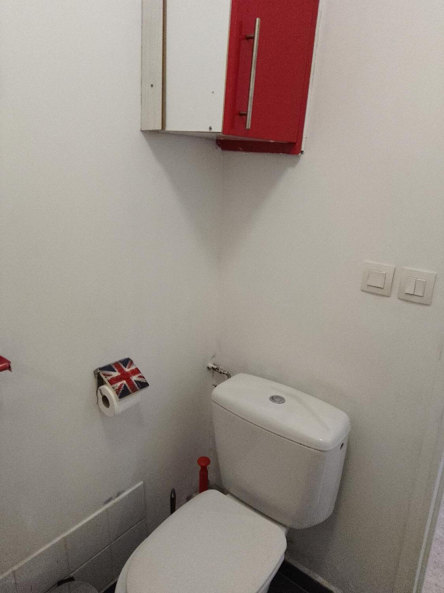 Guesthouse Familial Pour 2,3,4 Personnes De 44M2- Accessible Handic -Rez De Chaussee-Vues Sur Rue Et Patio Prive - Sejour, Chambre Separee-Cuisine,Salle De Bain,Lit Double Et Canape-Lit 2Pers-Entree De La Rue Berzelius-5 Minutes Du Metro Brochant-Lig Paris Eksteriør billede